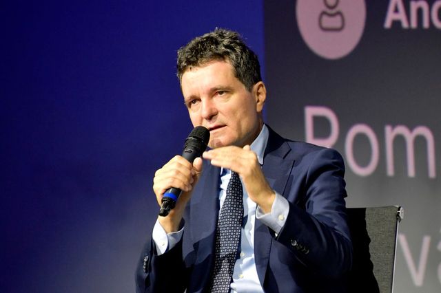 Nicușor Dan cere reexaminarea legii care scutește de impozit veniturile din criptomonede