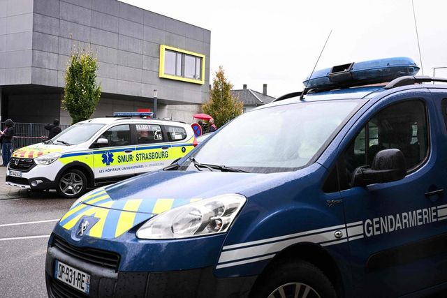 Un francez a fost arestat după ce a lovit cu mașina mai mulți pietoni și un ciclist. Ce a strigat în momentul arestării