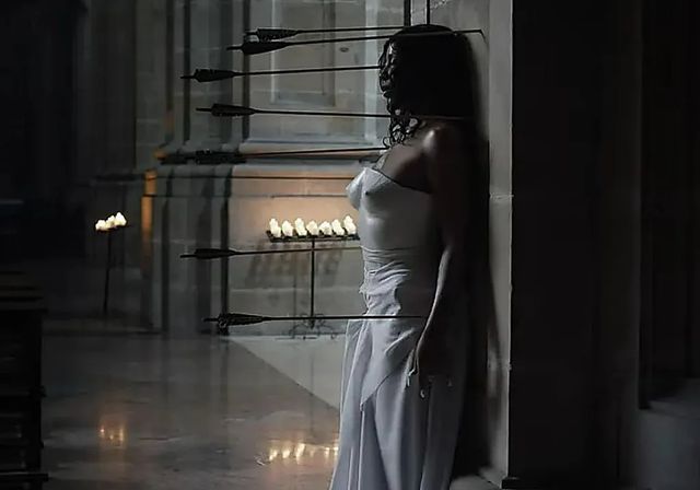 Abogados Cristianos denuncia a la rapera Tokischa por profanar una basílica de San Sebastián al grabar «semidesnuda» un clip