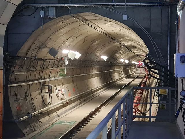 Imagini cu bucata din tunel prăbușită la metrou, la Magistrala 4. Circulația a fost oprită