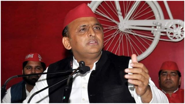 After Free Electricity, Akhilesh Promises Laptops to Students if Party Voted to Power