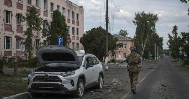 Zelensky, stiamo rafforzando le nostre posizioni nel Kursk'