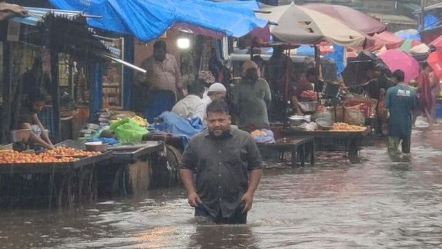 IMD red alert for heavy rains in Malappuram, orange alert for 7 districts