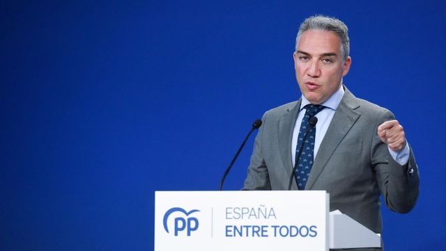 Bendodo insiste en que hay que hablar con Junts pero “no tragar con todo”