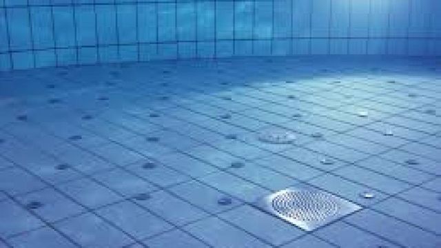 Un tânăr de 26 de ani a murit înecat într-o piscină din Pitești
