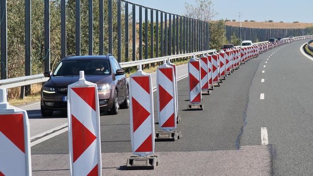 Движението на магистрала „Тракия“ в посока София е затруднено