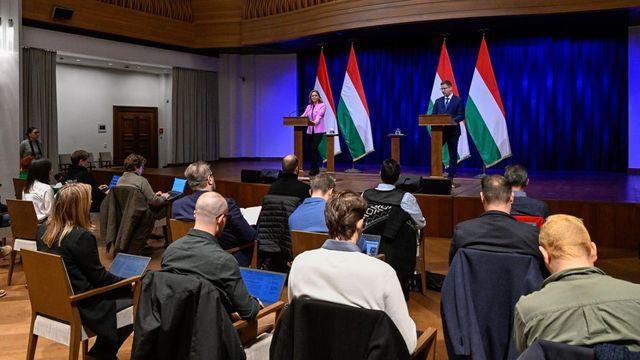 Kapitány István Kazincbarcikán országos fűtéskorszerűsítési programot ígért