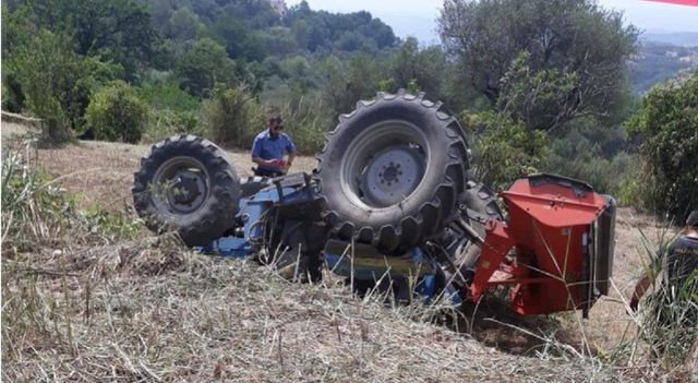 Investito col trattore dal padre, morto bimbo di 12 anni