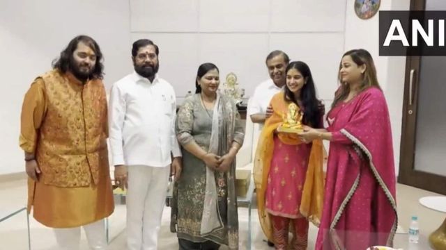 Mukesh Ambani Invites CM Eknath Shinde To Anant Ambani - Radhika Merchant Wedding