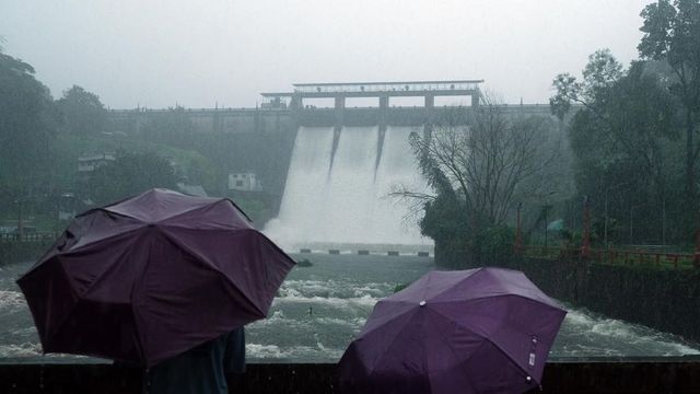 IMD Predicts Heavy Rainfall In Five Districts Of Odisha On Tuesday, Issues Yellow Alert