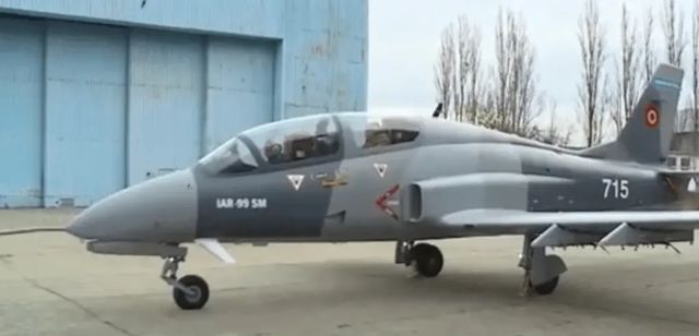 Fabrica de avioane Craiova s-ar putea închide. Ministrul Apărării a explicat situația critică