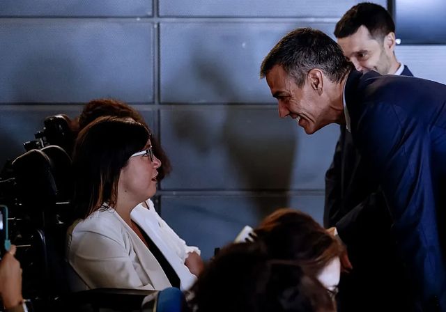 Sánchez anuncia que el Gobierno duplicará las ayudas a la dependencia