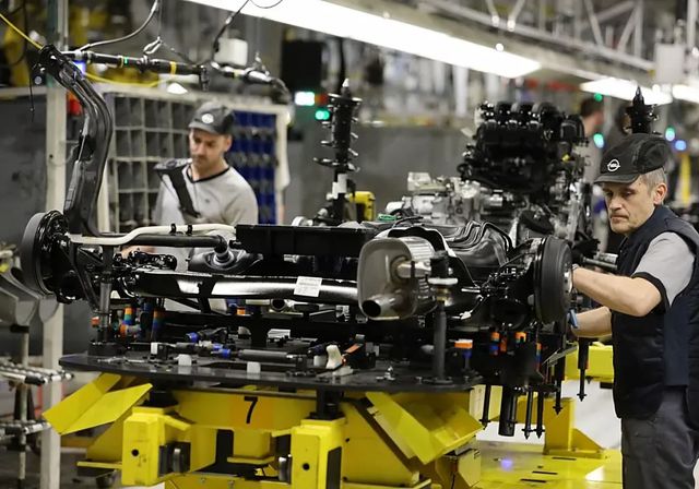 El déficit comercial de España se dispara por la factura energética y el desequilibrio con China