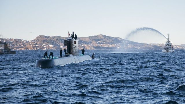 NATO překazilo ruskou sabotáž, ponorky zkoušely novou zbraní ničit kabely