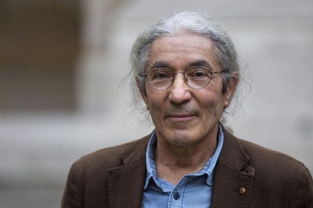 Algeria, confermata la condanna a 5 anni per lo scrittore Sansal
