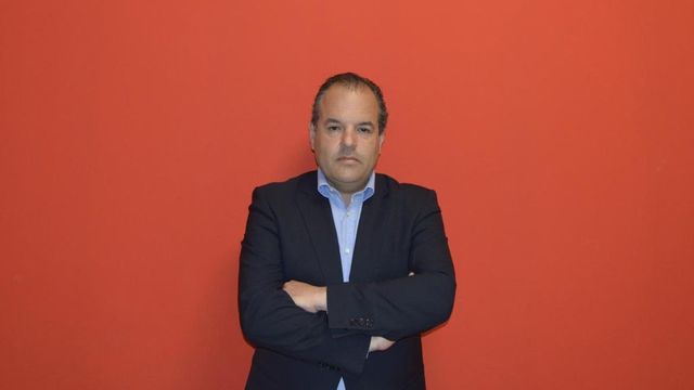 La Policía detiene al presidente de la Cámara de Comercio de Alicante por la gestión de los bono comercio