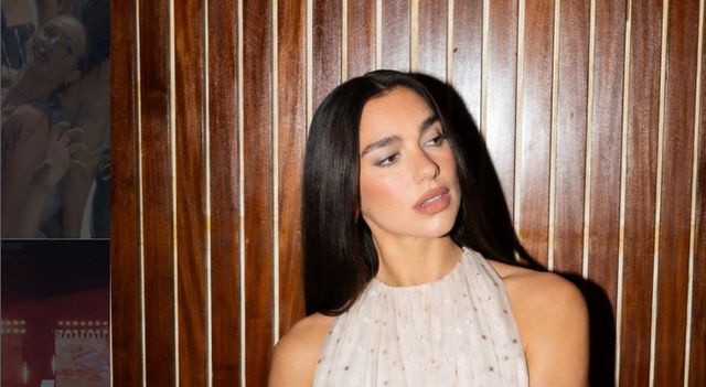 Dua Lipa ha sposato Callum Turner a Londra, la cerimonia privata prima della grande festa in Sicilia