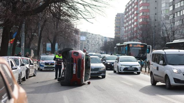 Accident grav lângă Spitalul Colentina, cu șase mașini