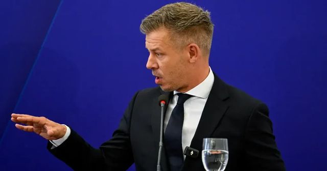 Magyar Péter odakommentelt az ukrán külügyminiszter posztja alá, aki szerint a magyar kormány elszigetelődik