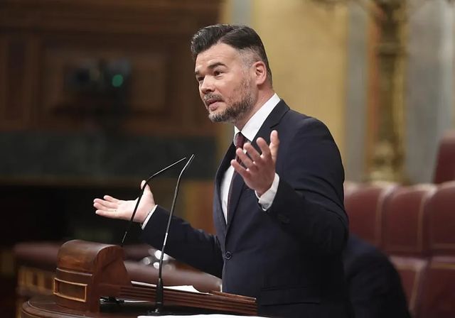 La respuesta viral de Pedro Sánchez a Rufián tras acusarle de tener “potra”