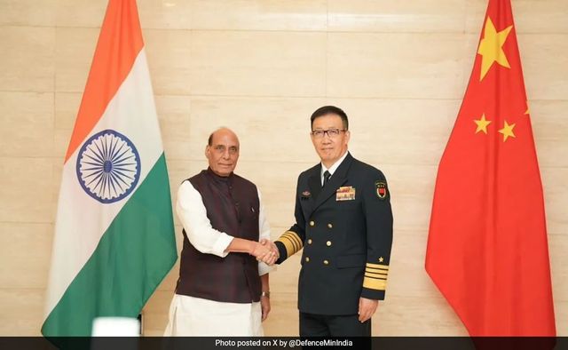 Rajnath Singh, Chinese Counterpart Meet - First Since Ladakh Disengagement