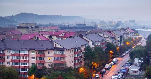 Primul oraș din România care va instala lifturi în blocurile vechi de 3 și 4 etaje