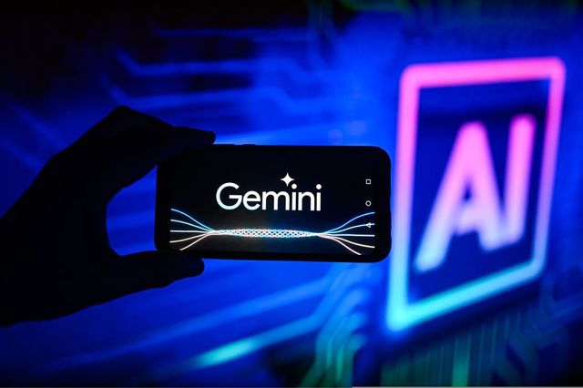 Google limitează accesul Meta la modelele Gemini, pe fondul deficitului de putere de calcul pentru inteligența artificială