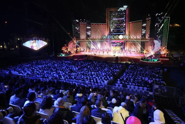 Las mascaritas saben competir en el concurso de disfraces adultos del carnaval de Las Palmas de Gran Canaria