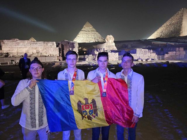 Elevi din Republica Moldova au obținut medalii de argint și bronz la Olimpiada Internațională de Informatică