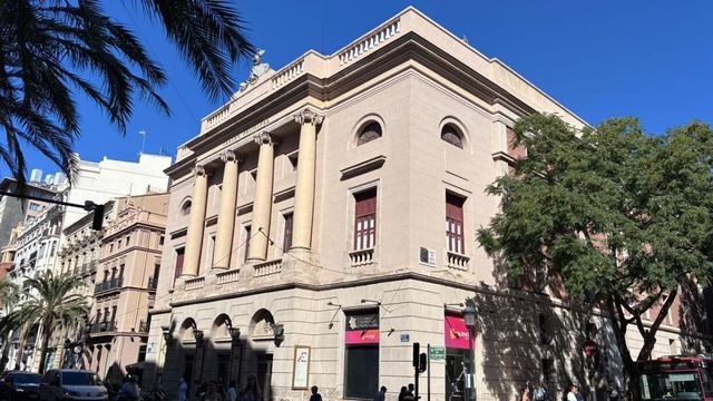 Cierra con efecto inmediato el Teatro Principal de Valencia por “riesgos estructurales graves”