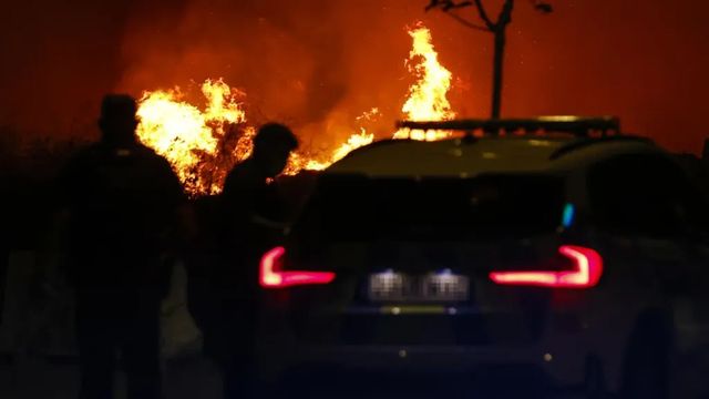 El incendio de Tres Cantos, en imágenes