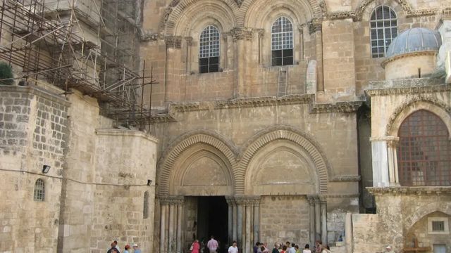 Israel bloquea la misa del Domingo de Ramos en el Santo Sepulcro y provoca la queja de la Iglesia