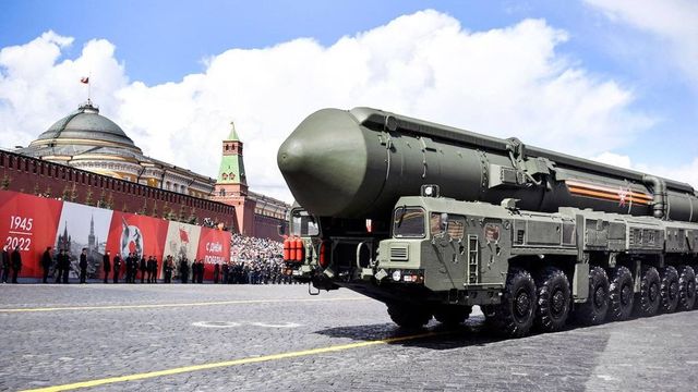 Rusia anuncia ejercicios con armas nucleares como medio de disuasión