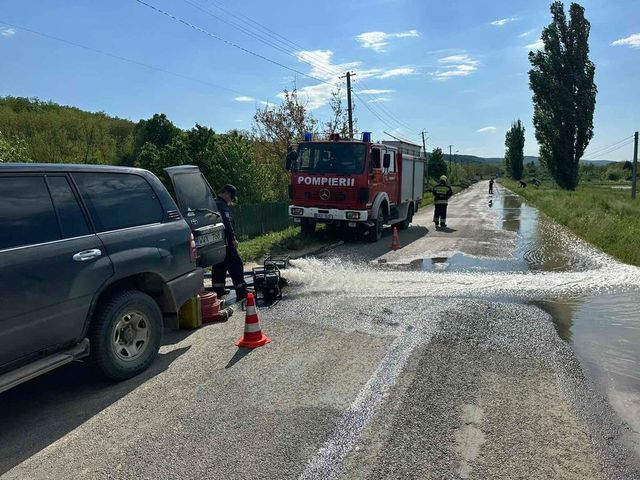 Autoritățile monitorizează permanent evoluția situației hidrologice din ultimele zile