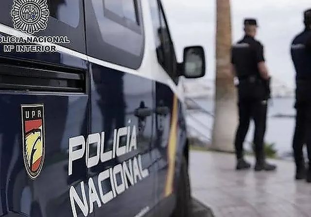 Un taxista, detenido tras dejar grave a un cliente en Fuengirola por tirarse un eructo