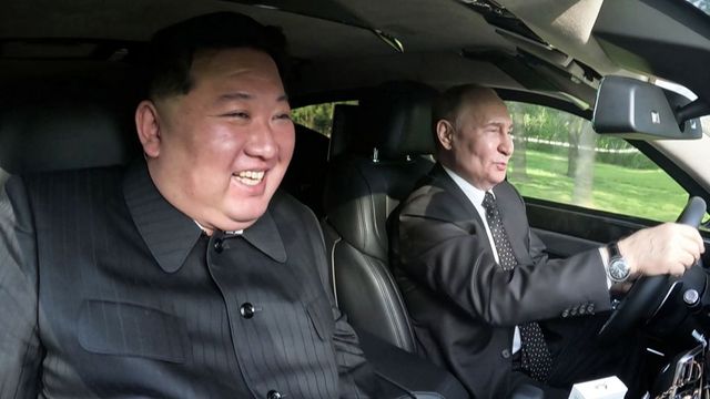 Észak-Korea felfegyverzésére és egy Dél-Koreával szembeni megtorlásra is célozgatott Putyin