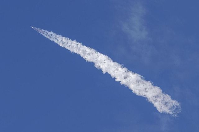 A SpaceX le frequenze wireless di EchoStar per 17 miliardi