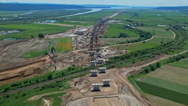 Comisia Europeană consideră autostrăzile A7 și A8 din România drept o problemă de securitate și interes european
