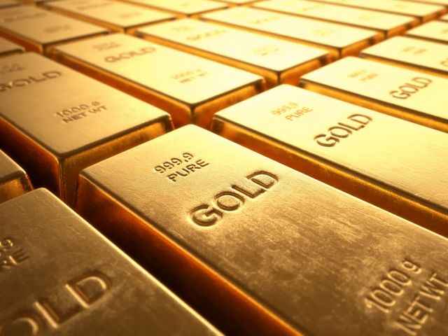Un fost ofițer CIA, acuzat că a furat 300 de lingouri de aur în valoare de 40 de milioane de dolari