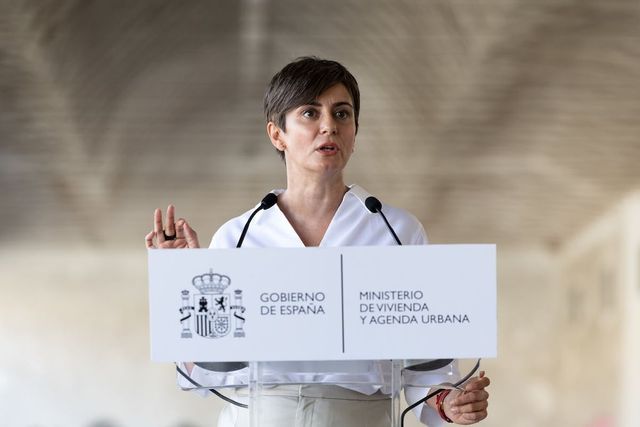 El Gobierno transfiere a las comunidades los primeros 800 millones del nuevo plan estatal de vivienda