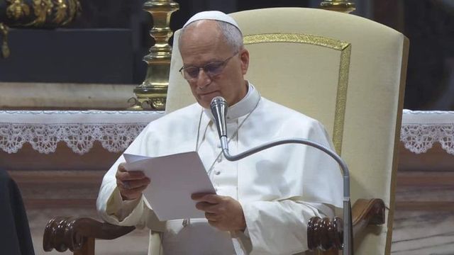 Il Papa: 'Con l'Ia rischio che il bene dell'umanità sia sacrificato agli interessi privati'