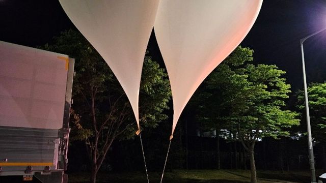 Corea del Norte bombardea con globos llenos de basura y estiércol a su vecino del sur