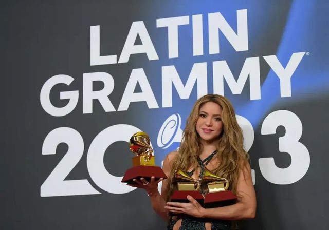 El 2023 de Shakira: Bizarrap, mudanza, juicio y estatua de seis metros