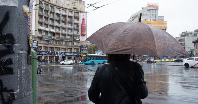 Cod galben de vreme rea în weekend: Ploi torențiale, grindină și vânt în mai multe județe