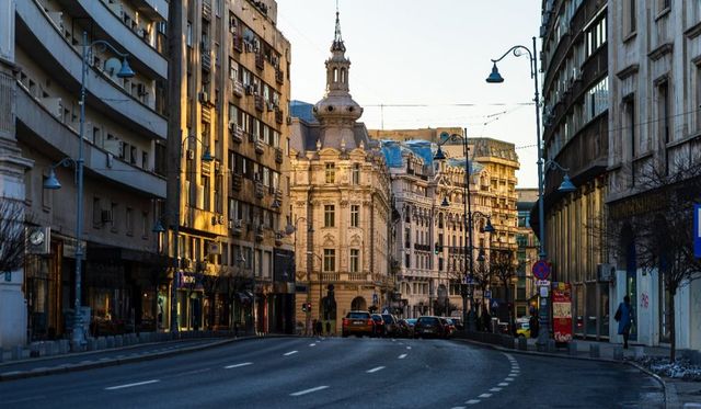 Calea Victoriei din București, în topul celor mai scumpe alei din lume. Care e pe primul loc