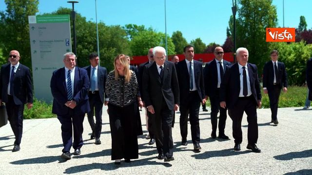 Mattarella e Meloni dai feriti in ospedale a Modena e Bologna