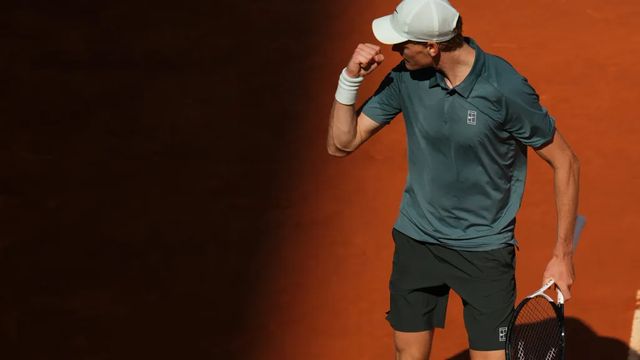 Sinner arrolla a Fils y jugará su primera final en Madrid