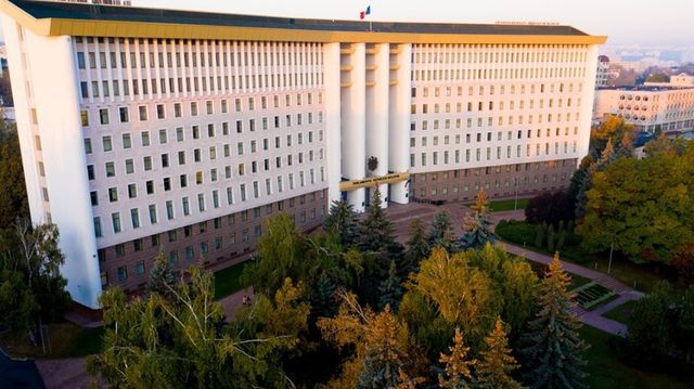 Parlamentul se convoacă în sesiunea de toamnă pe 1 septembrie