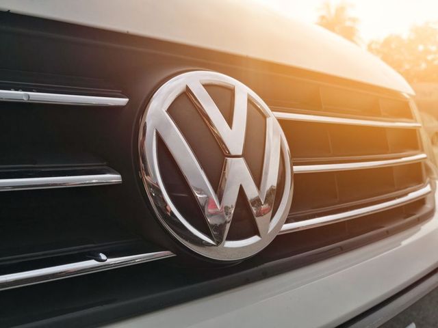 Volkswagen oprește planurile privind fabricile de baterii în Europa! Care este motivul