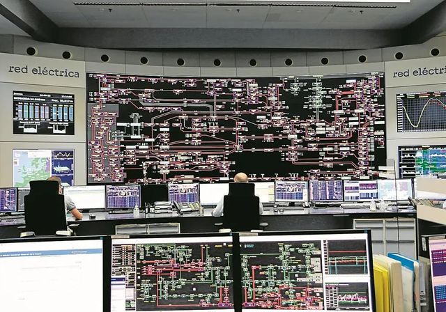 «Vamos a ver un cero gordo»: nuevos audios revelan problemas en la red hasta tres meses antes del apagón